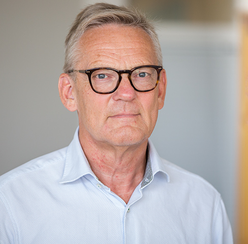  Lægefaglig direktør Jens Friis Bak