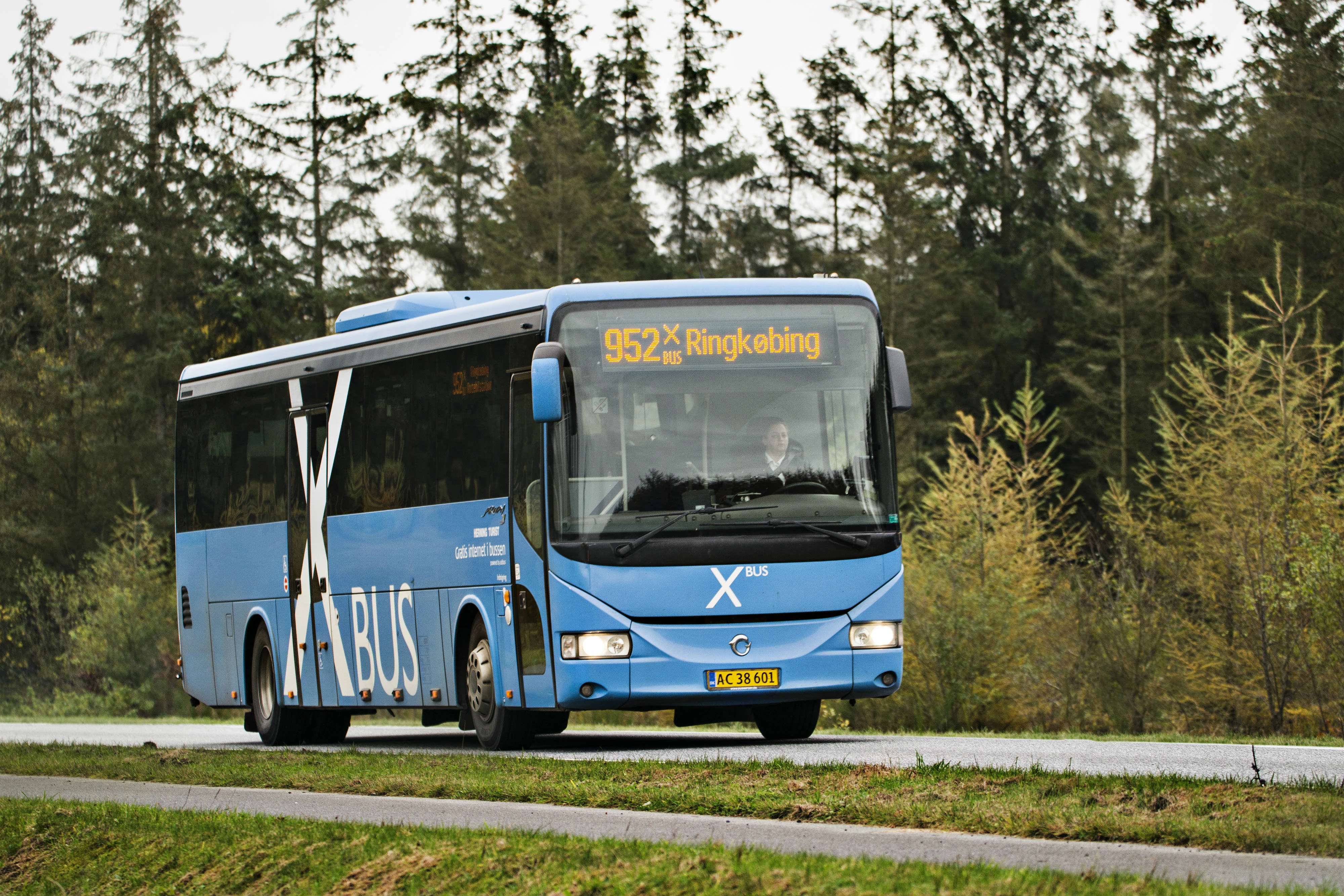 De regionale busser skal være mere klimavenlige i fremtiden. Derfor kortlægger regionen nu udfordringer og muligheder i forhold til bæredygtige drivmidler. Foto. Niels Åge Skovbo