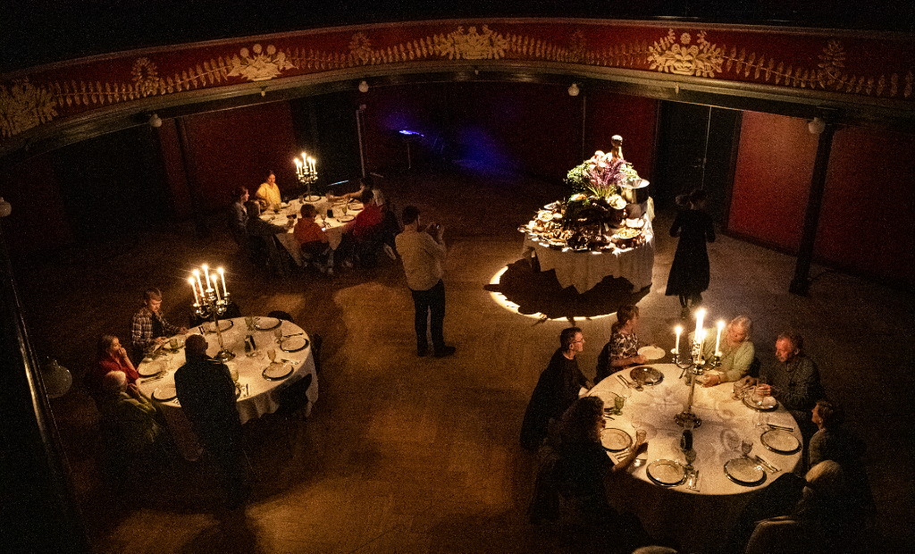 Det Grænsesøgende Kulturkøkken og projektet "Institute of Meals" var blandt sidste års modtagere af de regionale kulturudviklingsmidler, som senest blev uddelt i efteråret 2019. Det Grænsesøgende Kulturkøkken deltog også i Europæisk Kulturregions festival GENOPDAG i juni 2019 med forestillingen "CARNEVALE". Foto: Europæisk Kulturregion/Gorm Branderup, Skæg og Ballade.