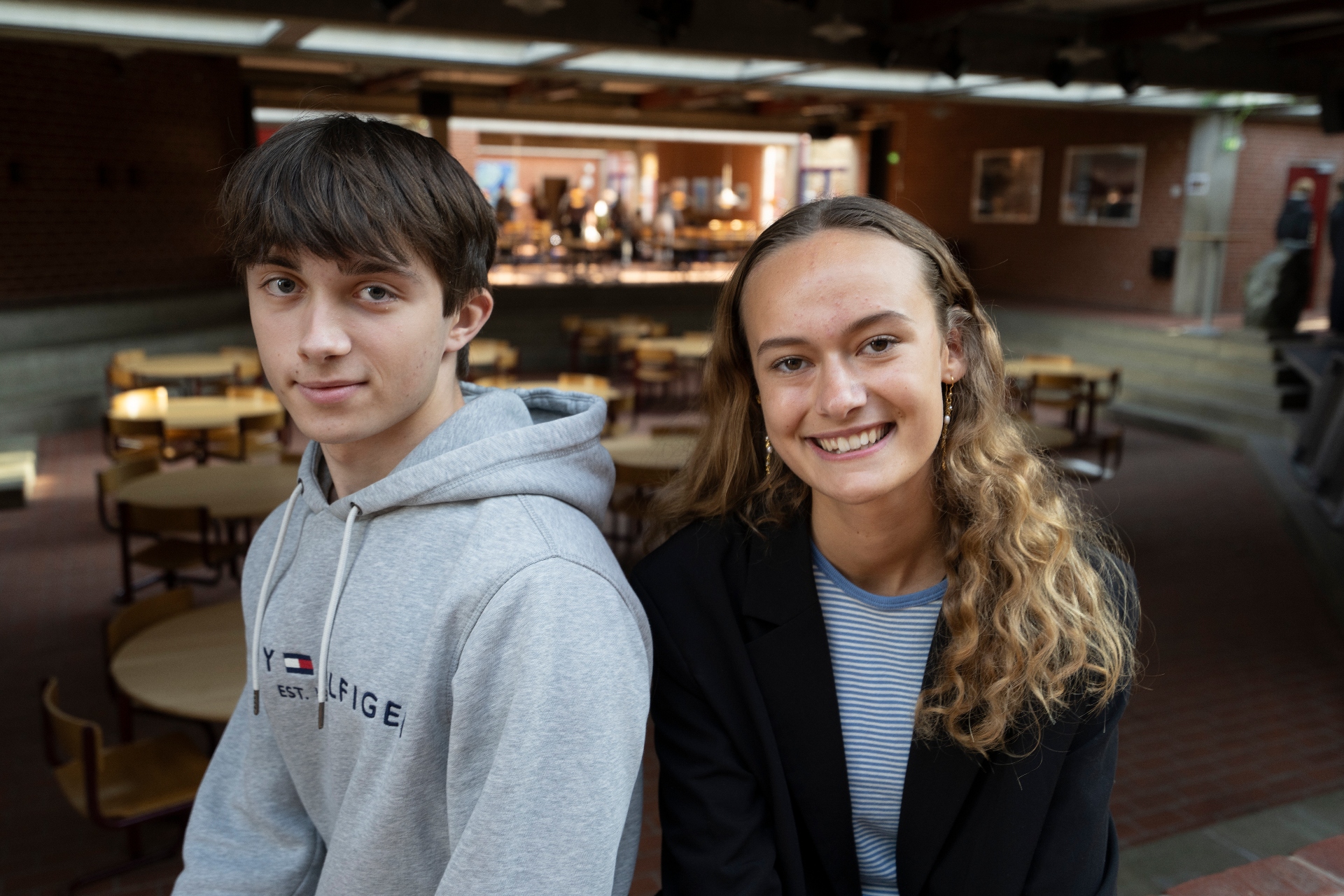 Portrætfoto af klima-eleverne Maj og Theis fra 3.g på Lemvig  Gymnasium